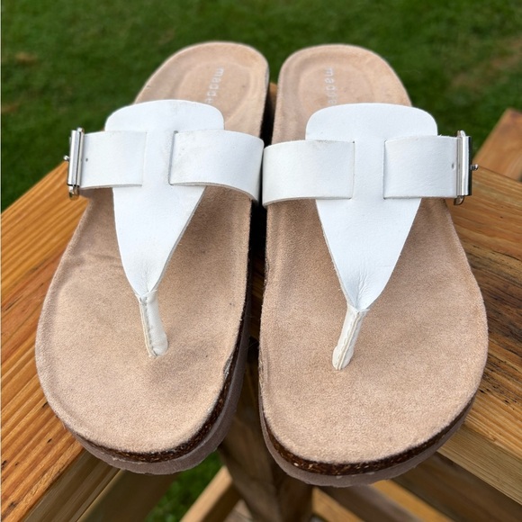 Madden Girl White Sandals - Picture 1 of 4
